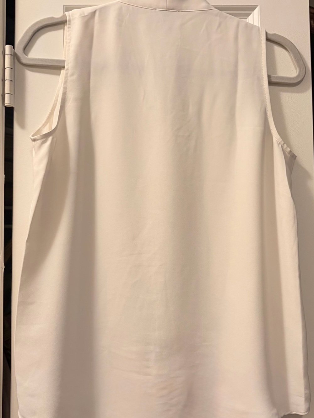 Ann Taylor Ivory Sleeveless Tie-Neck Top - Picture 9 of 9